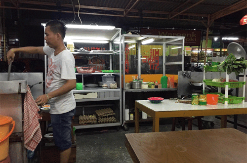 Hau’s Tea Kampung Nias - Kafe Kekinian di Pusat Padang