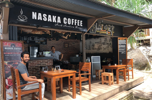 Nasaka Coffee & Resto - Kafe Santai di Tepi Pantai Iboih