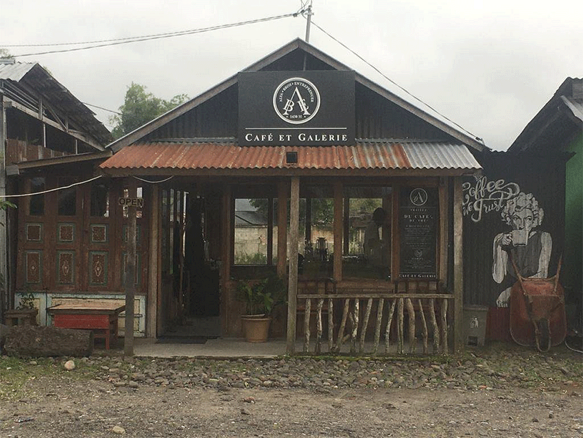 Alfa Bros Entrepreneur - Kafe Gaya Eropa di Agam