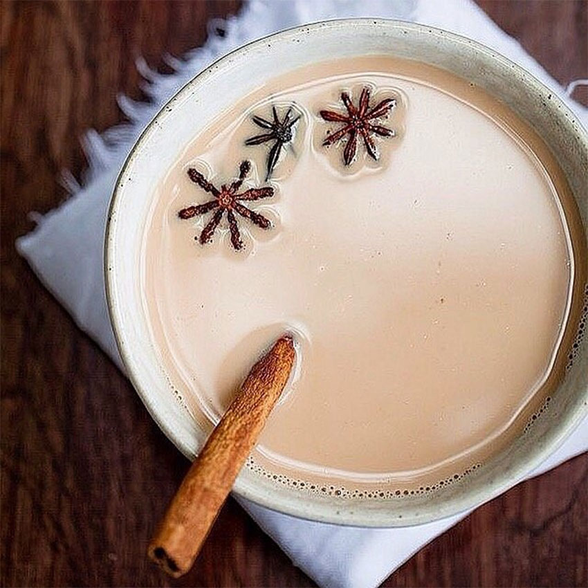 Teh Aba Kafe & Dessert Cozy di Kapten A. Rivai Palembang