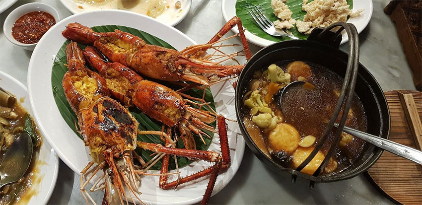 pondok kelapa - rumah makan seafood favorit di palembang