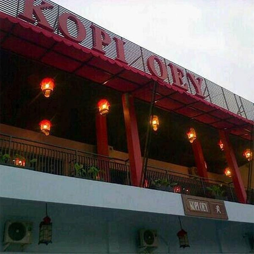 Kopi Oey Jambi - Kafe Legendaris dengan Cita Rasa Nusantara